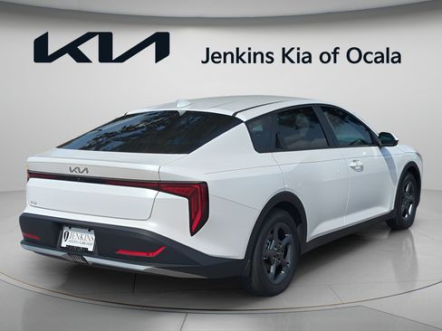 New 2026 Kia K4 FWD image 3