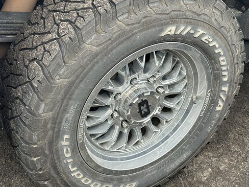 Used 2019 GMC Sierra 2500 SLT w/ Duramax Plus Package image 7