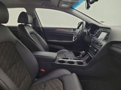 Used 2017 Hyundai Sonata Sport w/ Value Edition Package 02 FWD image 21