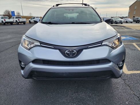 Used 2018 Toyota RAV4 XLE image 3