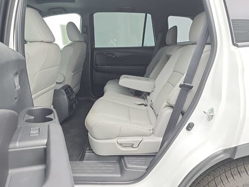 Used 2023 Honda Passport EX-L image 46