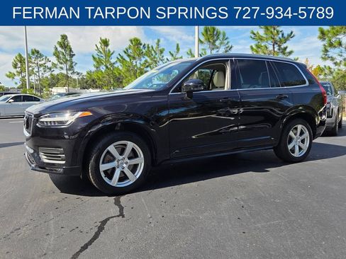 Used 2020 Volvo XC90 T6 Momentum AWD/4WD image 3