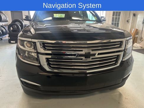 Used 2020 Chevrolet Suburban Premier w/ Max Trailering Package image 3