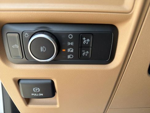 Used 2021 Ford F150 XLT w/ Equipment Group 301A Mid RWD image 24