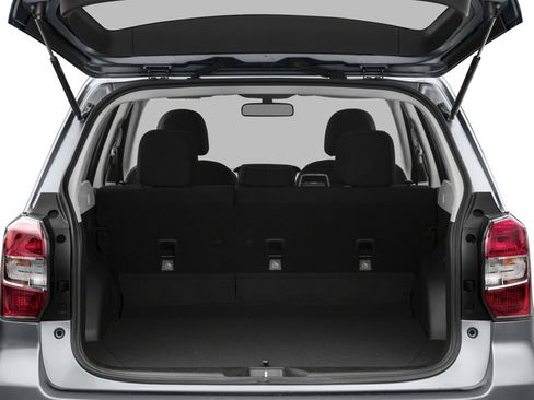 Used 2016 Subaru Forester 2.5i Premium w/ All-Weather Package image 11