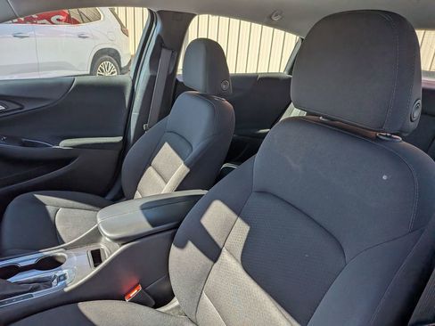 Used 2023 Chevrolet Malibu LT image 12