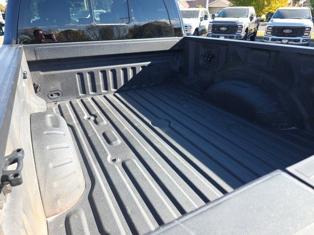 Used 2021 Ford F250 Platinum w/ FX4 Off-Road Package AWD/4WD image 12