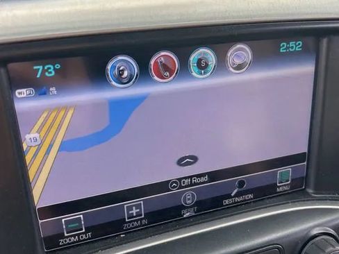 Used 2018 GMC Sierra 1500 SLT w/ Enhanced Driver Alert Package image 15