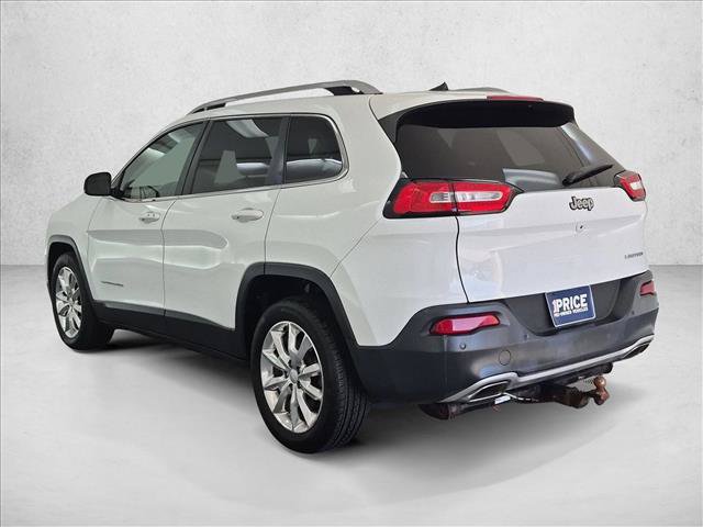 Used 2017 Jeep Cherokee Limited w/ Luxury Group FWD image 8