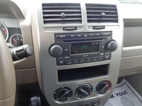 Used 2007 Jeep Compass Limited w/ Boston Acoustics Sound Group image 35