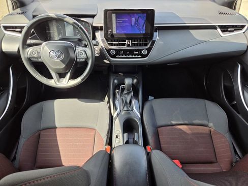 Used 2025 Toyota Corolla SE FWD image 13