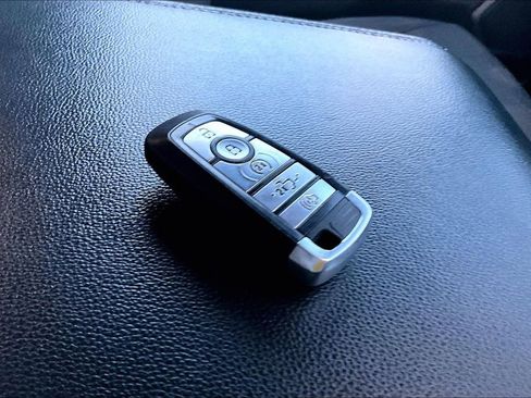 Used 2021 Ford F150 XLT w/ Equipment Group 302A High image 11