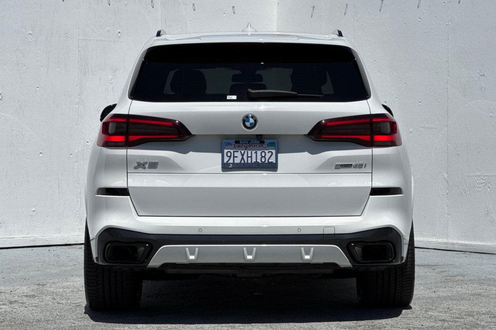 Used 2023 BMW X5 sDrive40i w/ M Sport Package RWD image 4