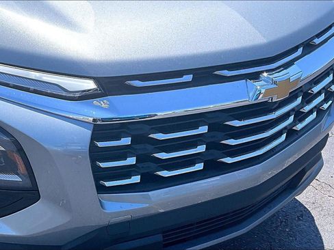 Used 2026 Chevrolet Equinox LT FWD image 28
