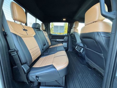 Used 2023 Ford F350 Platinum w/ FX4 Off-Road Package image 19