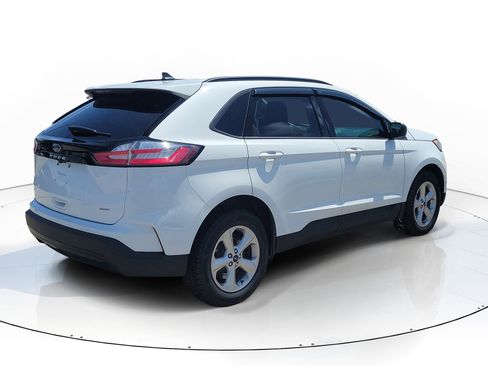 Used 2022 Ford Edge SE AWD/4WD image 3