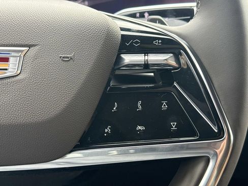 New 2026 Cadillac Escalade Luxury w/ LPO, Floor Liner Package image 23