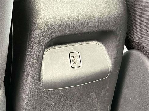 Used 2020 Nissan Sentra SV image 15