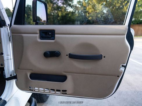 Used 2000 Jeep Wrangler Sahara AWD/4WD image 57