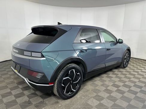 Used 2024 Hyundai Ioniq 5 SEL image 3