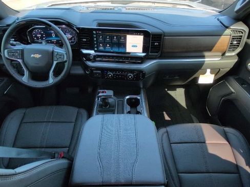 New 2025 Chevrolet Silverado 1500 High Country image 5