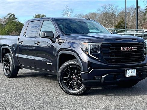Used 2024 GMC Sierra 1500 Elevation w/ X31 Off-Road Package AWD/4WD image 32