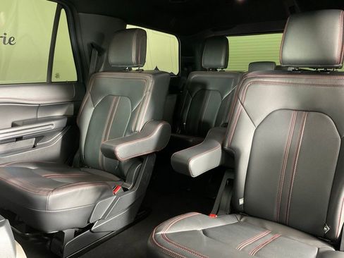 Used 2024 Ford Expedition Limited RWD image 16