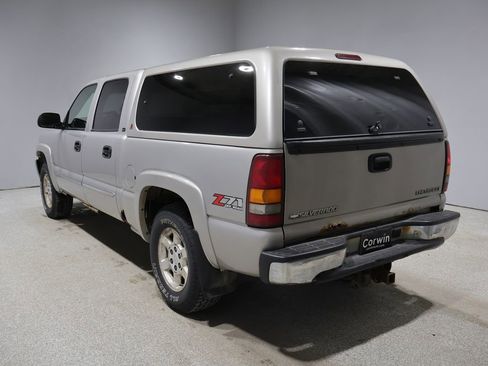 Used 2006 GMC Sierra 1500 SLE w/ Light Duty Power Package AWD/4WD image 6