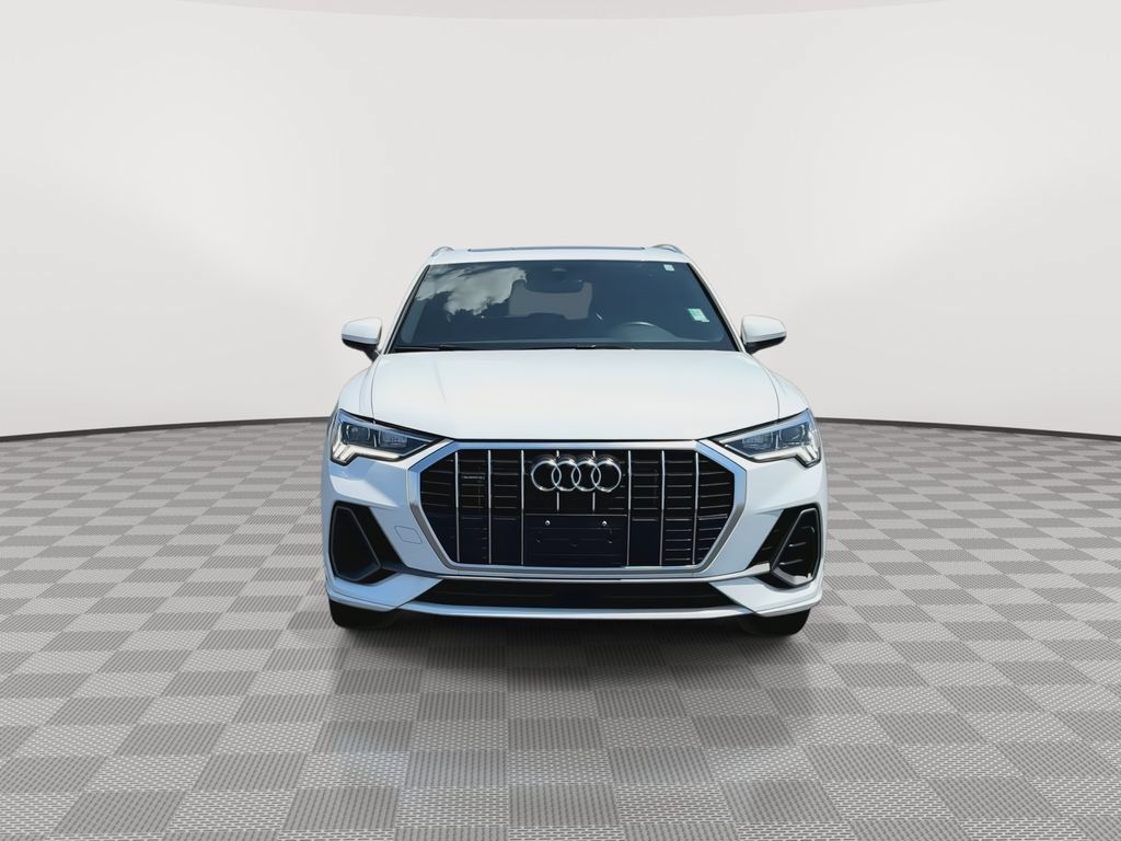 Used 2025 Audi Q3 2.0T Premium AWD/4WD image 3