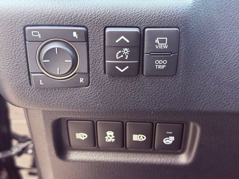 Certified 2023 Lexus GX 460 Luxury w/ Accessory Package AWD/4WD image 23
