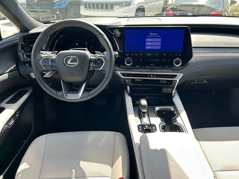 Used 2025 Lexus RX 350h w/ Convenience Package AWD/4WD image 16