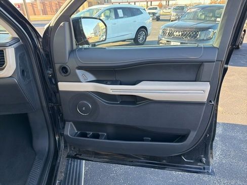 Used 2024 Ford Expedition Max Limited image 43