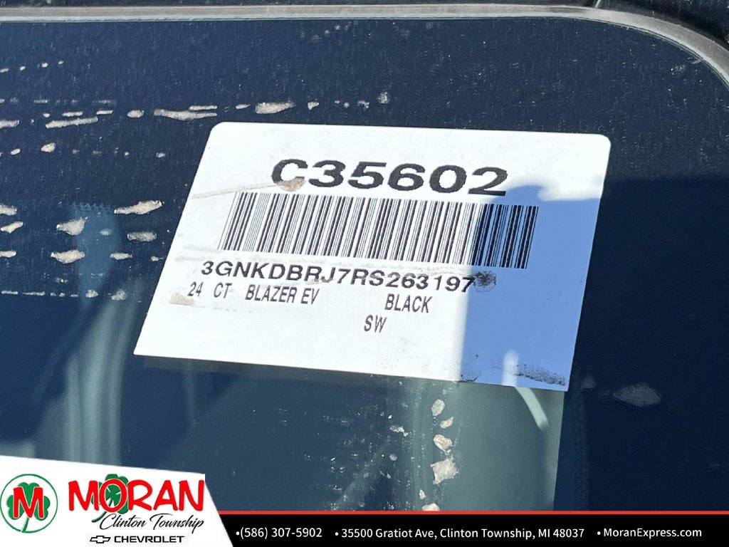 Certified 2024 Chevrolet Blazer EV LT AWD/4WD image 18