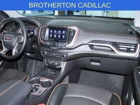 Used 2024 GMC Terrain AT4 w/ Tech Package AWD/4WD image 28