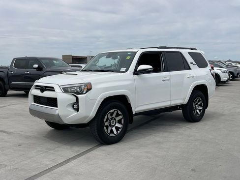 Used 2024 Toyota 4Runner TRD Off-Road Premium w/ Moonroof Package image 4