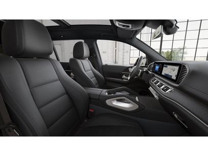New 2026 Mercedes-Benz GLS 450 4MATIC