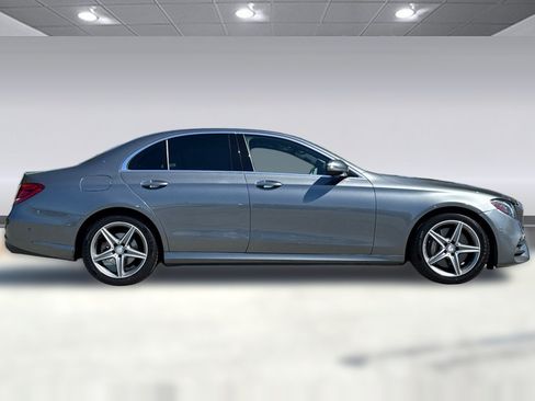 Used 2017 Mercedes-Benz E 300 image 7
