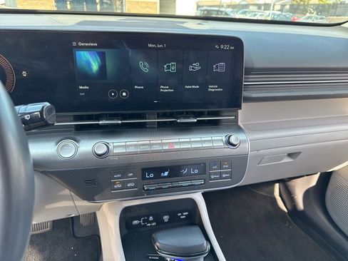 Certified 2024 Hyundai Kona SEL FWD image 8