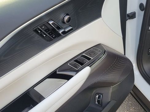 New 2026 Cadillac Lyriq Sport w/ LPO, Floor Liner Package AWD/4WD image 19