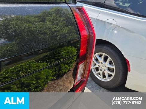 Used 2025 Ford Expedition Active AWD/4WD image 14