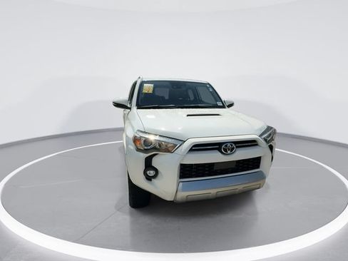 Used 2024 Toyota 4Runner TRD Off-Road Premium w/ Moonroof Package AWD/4WD image 3