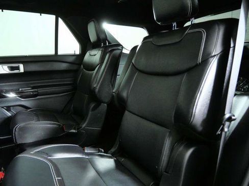 Used 2023 Ford Explorer ST w/ Equipment Group 401A AWD/4WD image 16