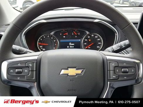 New 2025 Chevrolet Blazer LT w/ Midnight/Sport Edition image 13