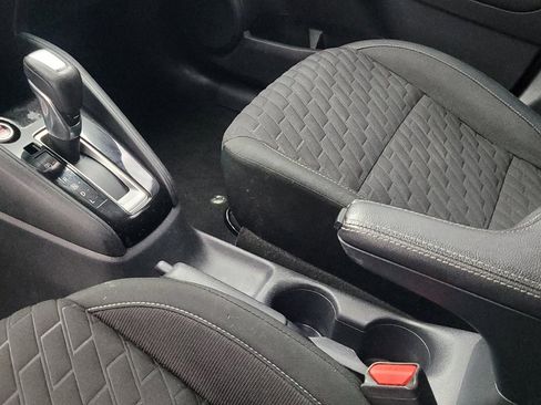 Used 2021 Nissan Kicks S FWD image 26