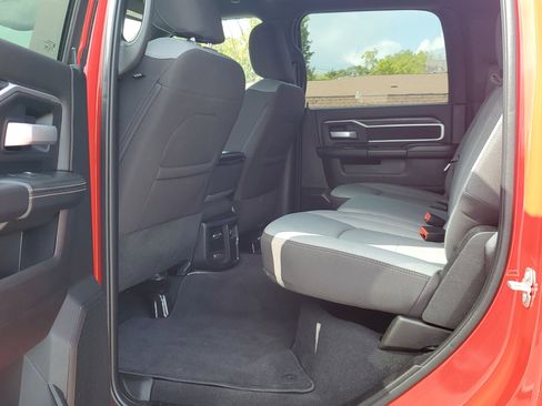 Used 2024 RAM 2500 Big Horn w/ Safety Group image 23