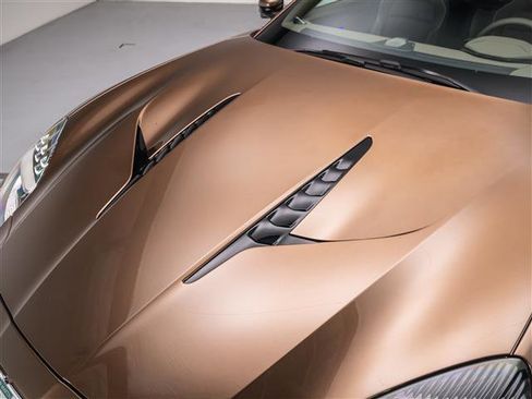 New 2026 Aston Martin Vanquish image 16