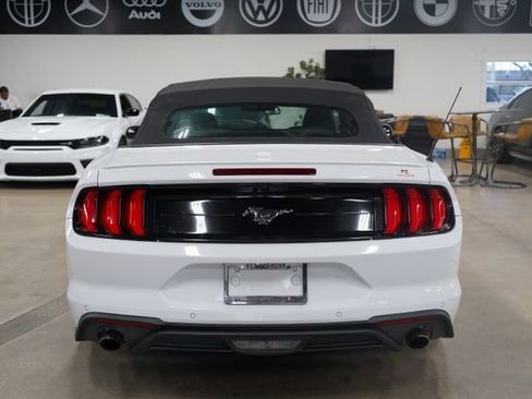 Used 2020 Ford Mustang Premium RWD image 4