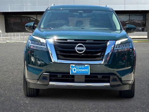 Used 2024 Nissan Pathfinder SL w/ SL Premium Package FWD image 11