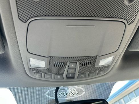 Used 2017 Ford F150 Lariat AWD/4WD image 21