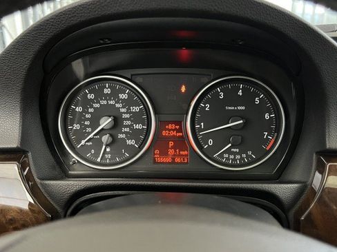 Used 2011 BMW 328i xDrive Sedan AWD/4WD image 23